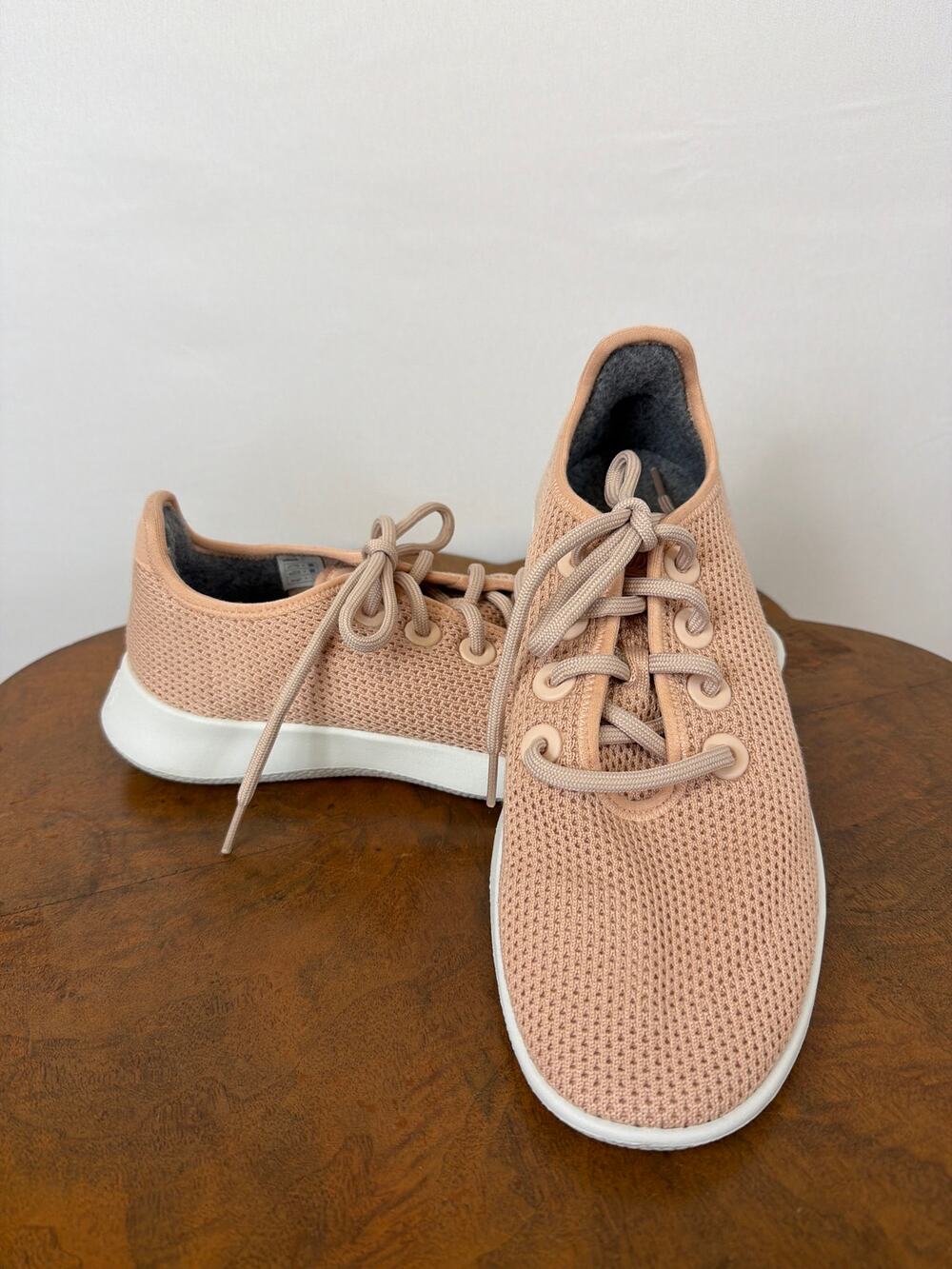 Allbirds Peach Lace Up Tree Runners Sneakers Shoes Size 9